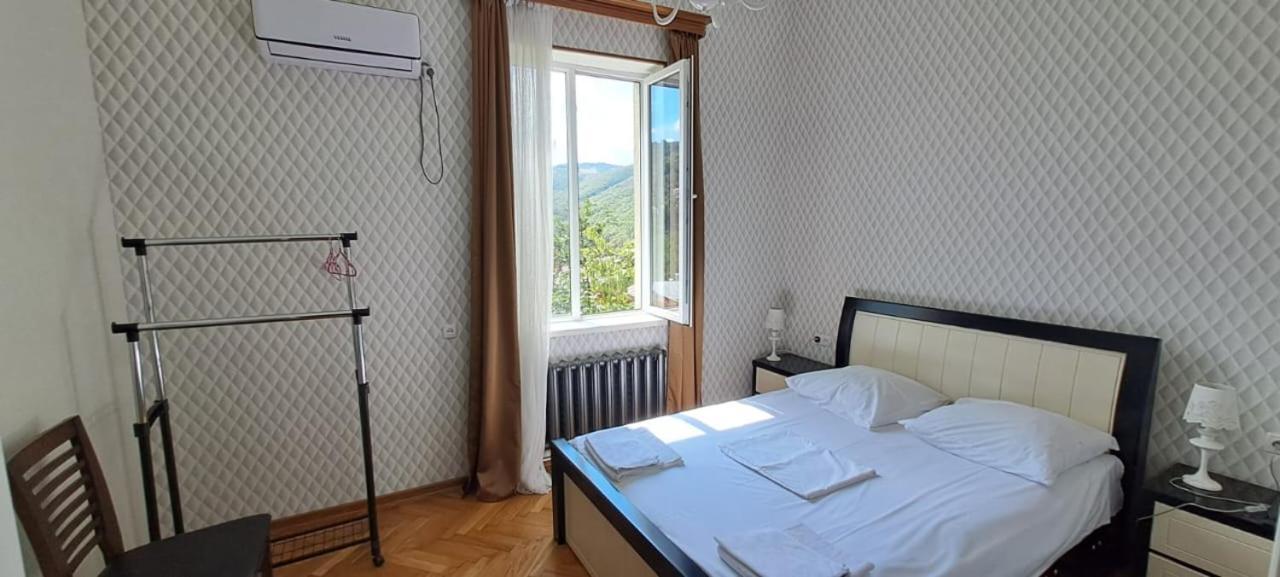 Guest House Pirosmani 60 Sighnaghi Exteriör bild